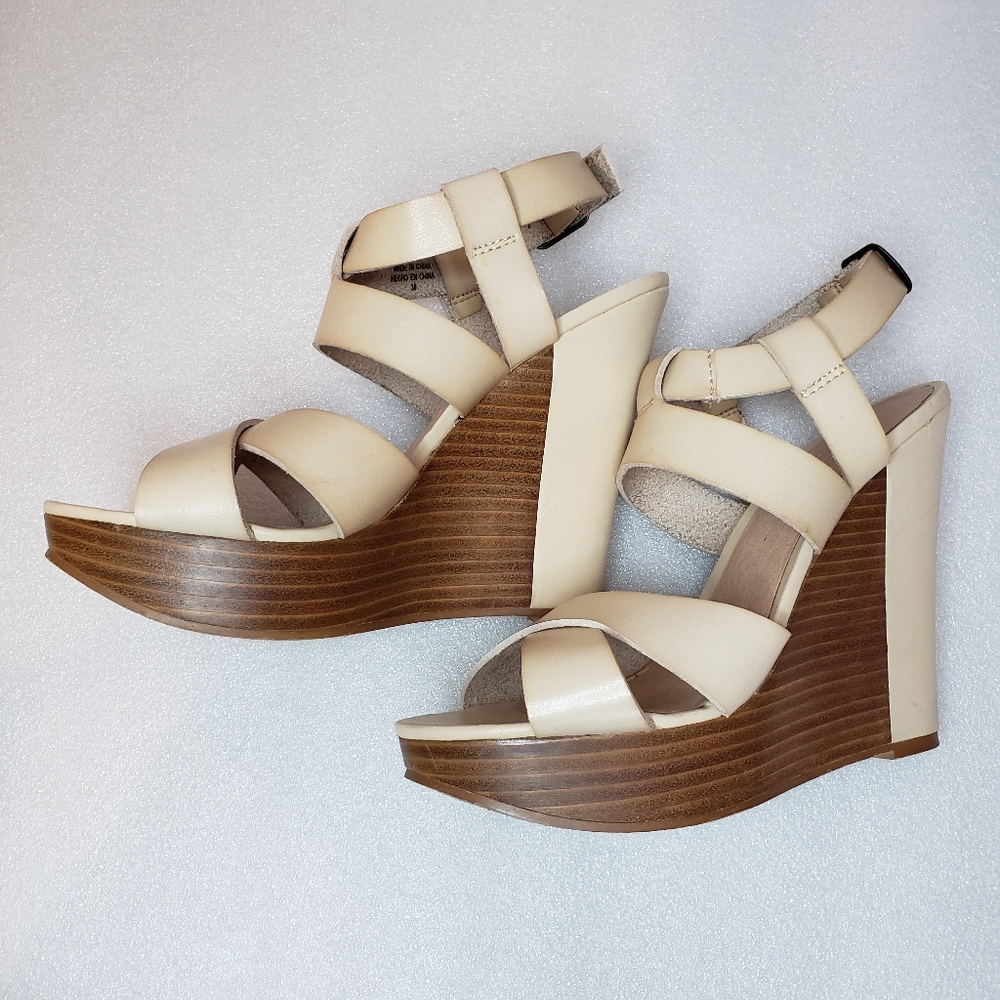 Aldo Nude Strappy Wedges Size 7.5 / 38 - Picture 9 of 11